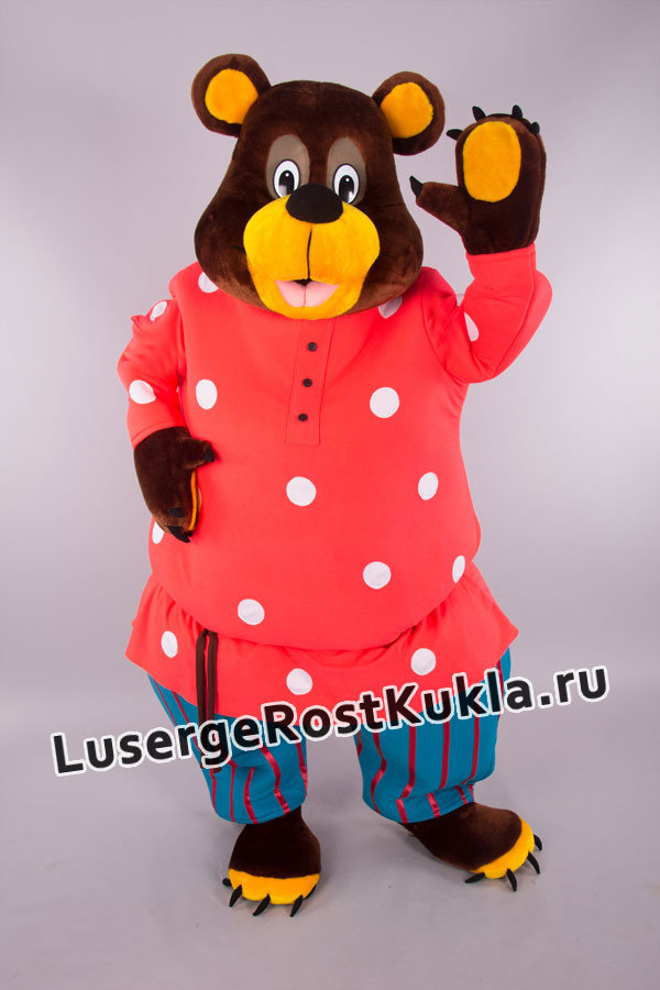 Мишка народный в красной рубахе